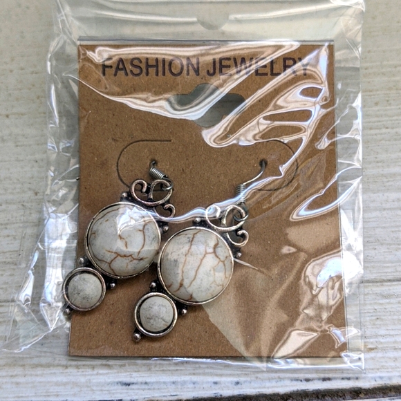 Ivory Antique Dangle Semiprecious Stone Earrings - Picture 2 of 8